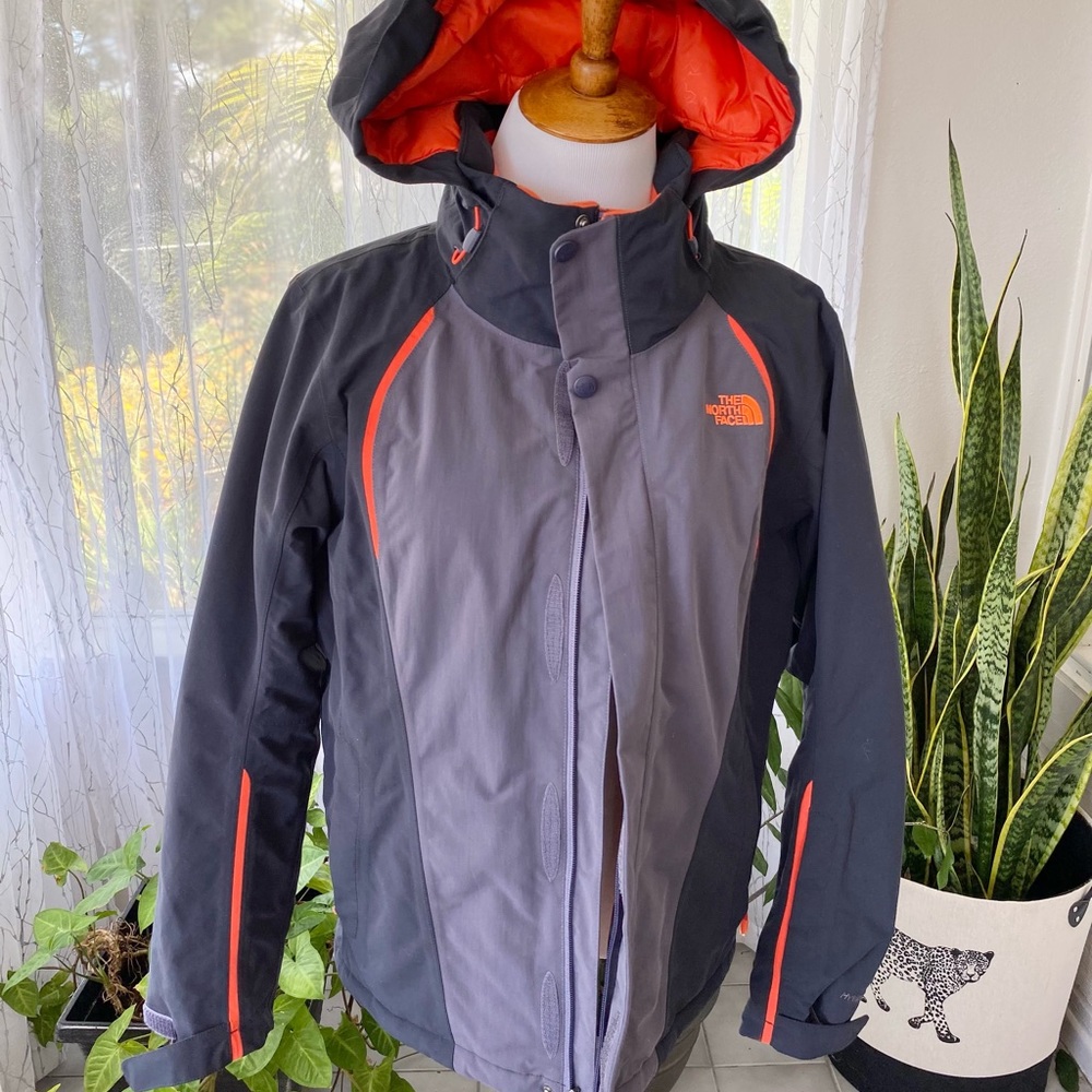 North Face HyVent Jacket M